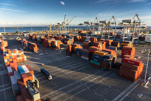 中國三季度外貿數據全面反彈，貨物進出口恢復至去年同期水平